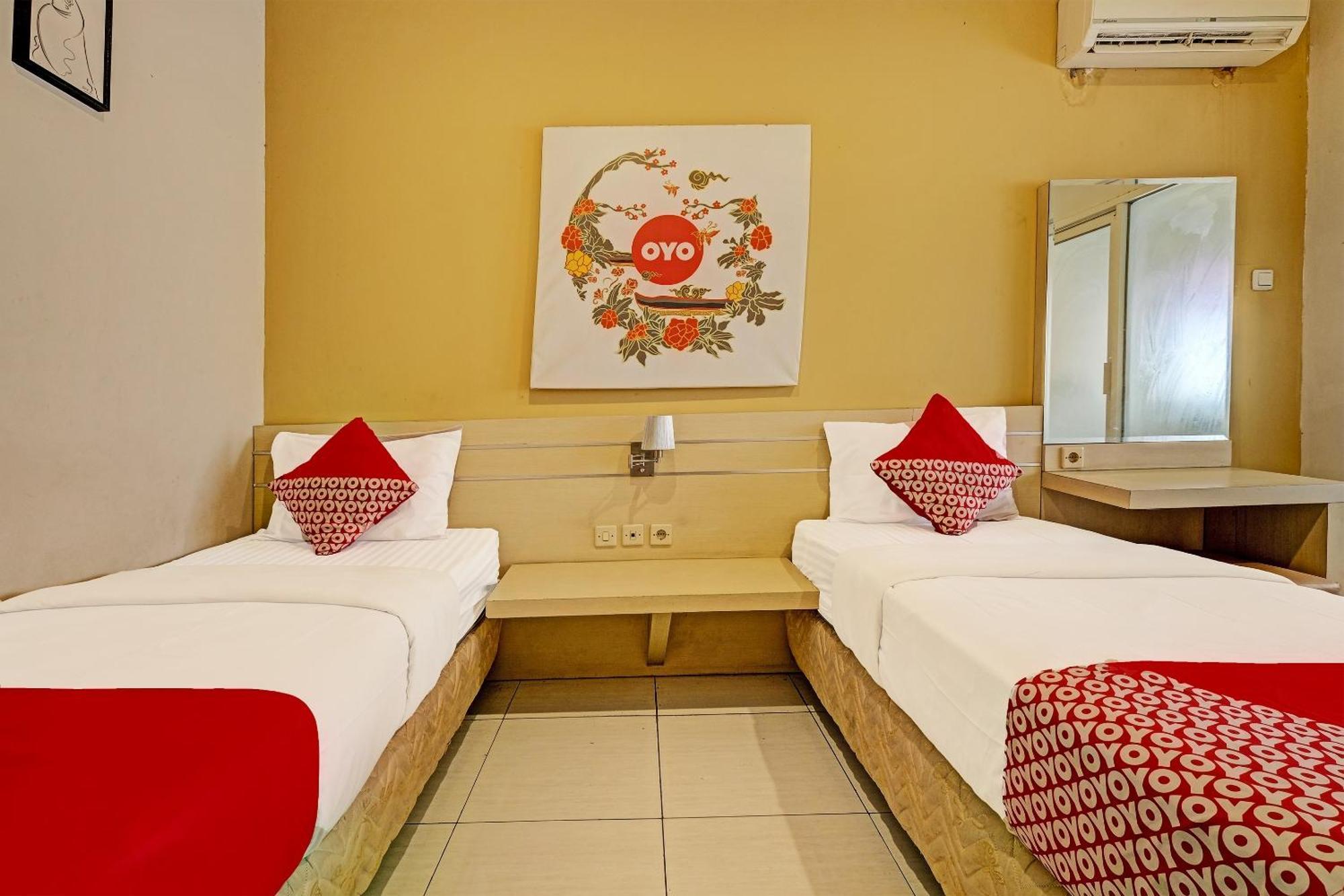 Sky Guesthouse Semarang Exteriér fotografie