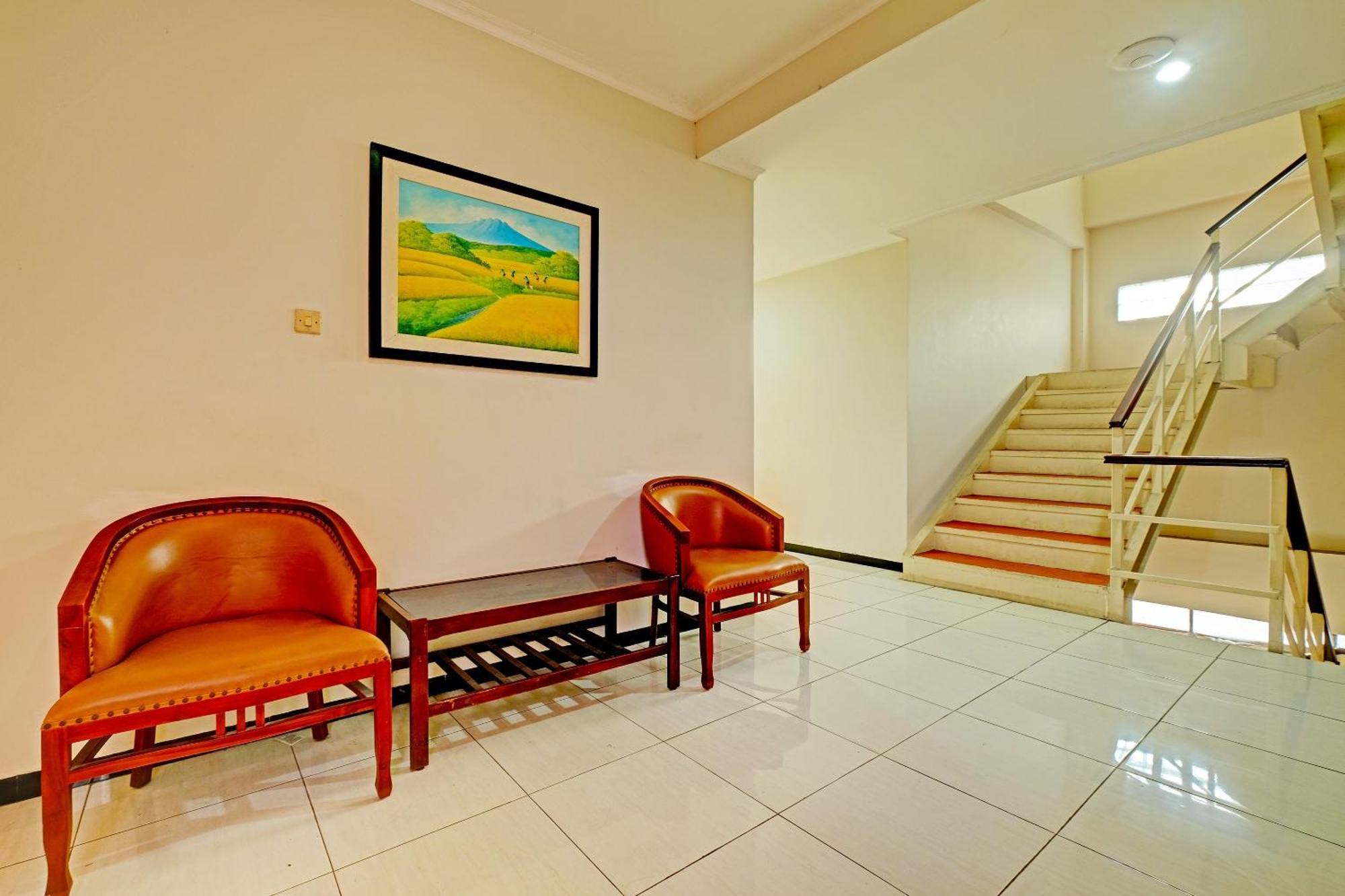 Sky Guesthouse Semarang Exteriér fotografie